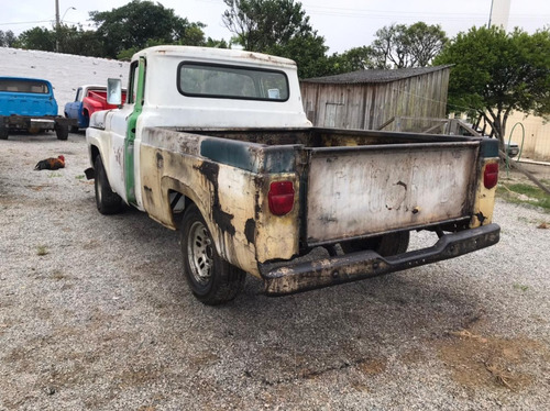 Ford F-100 4.5 L 2p