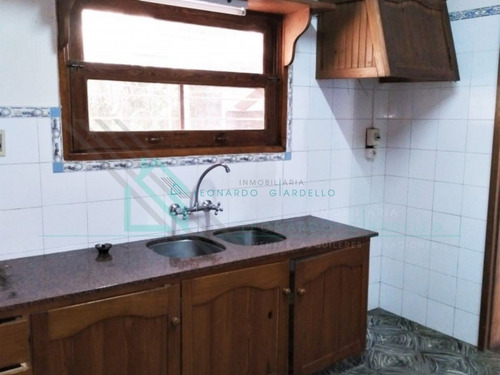 Imagen 3 de 12 de Nueva Palmira - Casa Proxima A Plaza Treina Y Tres