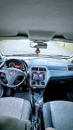 Fiat Punto 2012 1.6 16v Essence Flex 5p