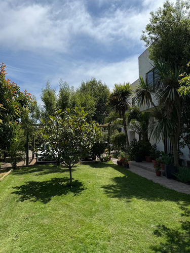 Casa En Arriendo De 5 Dorm. En Puchuncaví