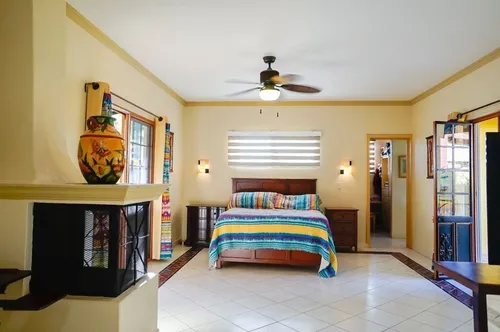 Hermosa Casa En Venta Al Lado Del Lago De Chapala