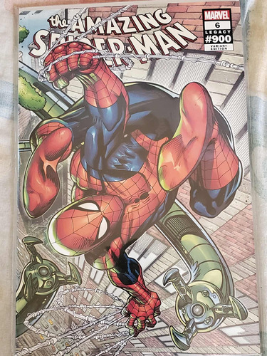 Amazing Spider Man 900 (inglés) Variant Cover