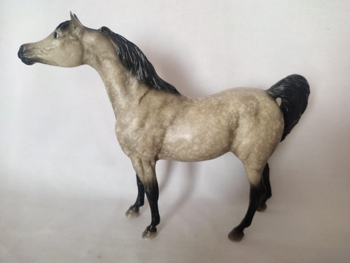 Imagen 4 de 5 de Caballo Breyer Molding 01