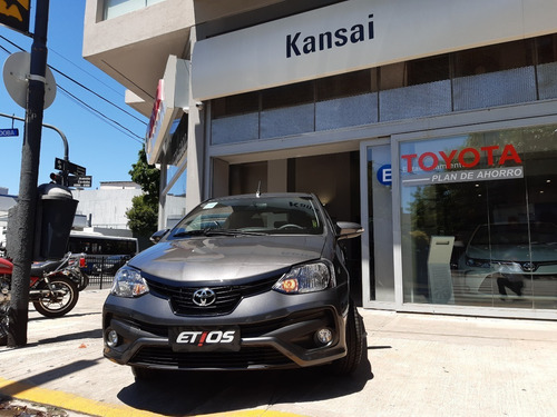 Nuevo Toyota Etios 2021 Xls Manual 5 Puertas - J