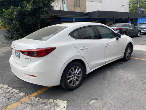 Imagen 6 de 11 de Mazda 3 2017 2.5 I Touring Mt