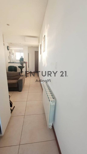 Imagen 11 de 18 de Calle 6 E/ 35 Y 36 Monoambiente De Categoría En Venta Con Pileta, Gimnasio Y Sum