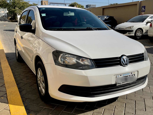 Imagen 3 de 17 de Volkswagen Gol Trend 2013 1.6 Pack I 101cv