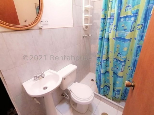 Imagen 16 de 30 de Casas En Venta El Amanecer Cabudare Lara. 3 Habitaciones 2 Baños 2 P/e Cod # 22 - 7781 Katty Vasquez Rentahouse 412 - 1498654 Contactame! Excelente Precio De Oportunidad E Inversion. Negociable !!!