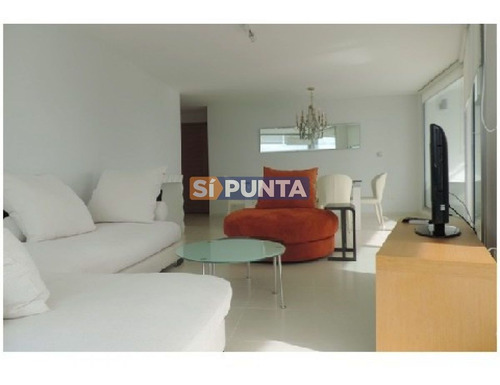 Imagen 4 de 11 de Apartamento Con Todos Los Servicios!