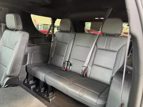 Chevrolet Suburban 5.3 Rst 4X4 At
