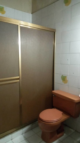 Imagen 7 de 14 de Casa + 2 Locales Comerciales Punta Brava Los Teques