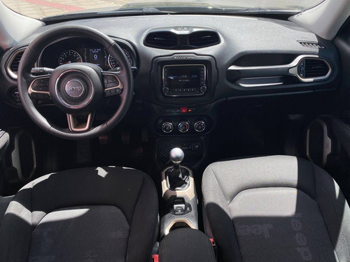Imagem 3 de 9 de Jeep Renegade 1.8 16v Flex Sport 4p Manual