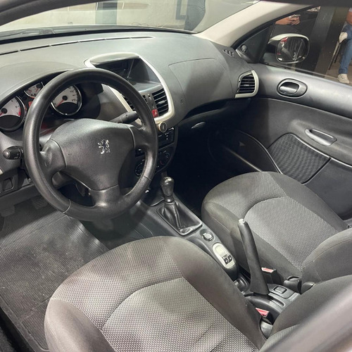 Peugeot 207 Passion Sed. Passion XR Sport 1.4 Flex 8V 4p