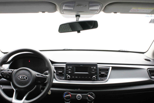 Imagen 12 de 15 de Kia Kia Rio Sedan 2018 4p Lx, Ta6, Ve, Ra-15