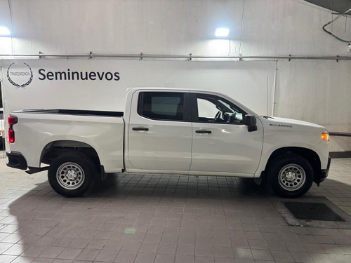 Chevrolet Silverado 4.3 V6 1500 WT Cabina Regular 4x2 At