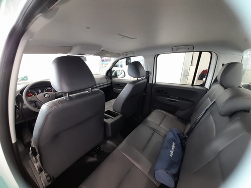 Imagen 14 de 25 de Volkswagen Amarok Trendline 140cv 4x2 Mt Stock 2023 Sb