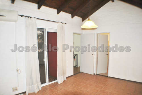 Imagen 8 de 11 de En Venta Chalet De 3 Dormitorios Colonia Del Sacramento