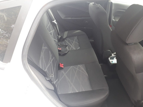 Imagem 5 de 7 de Ford Fiesta 2015 1.5 S Flex 5p