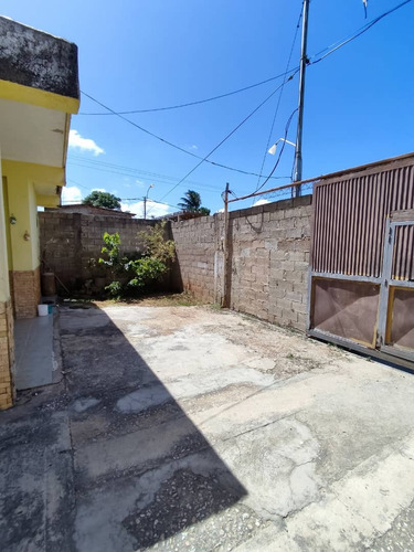 Imagen 9 de 9 de Casa Y Terreno En Los Robles