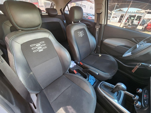 Chevrolet Onix HATCH LT 1.4 8V FlexPower 5p Aut.