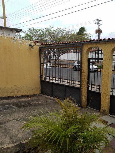 Imagen 2 de 11 de Se Vende Casa En San Diego La Esmeralda