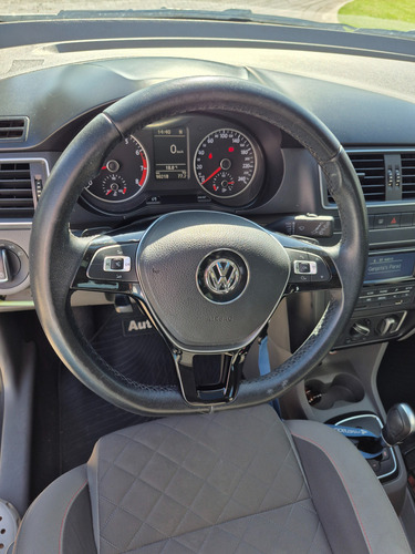 Volkswagen Suran 1.6 Imotion Highline 110cv