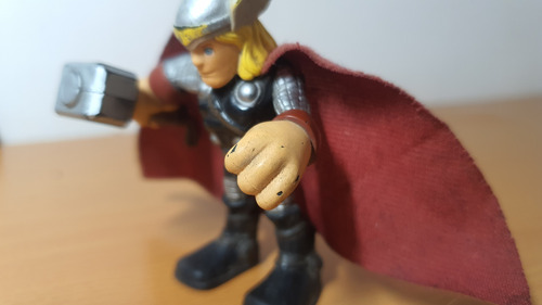 Marvel Super Héroes | Thor | Set De Muñecos (Usado)