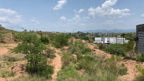 Imagen 2 de 5 de Se Vende Terreno Por Detras Del Pima Ii