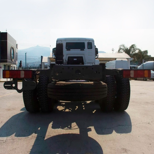Imagen 4 de 8 de Camión Torton Sitrak Howo T5g 330hp 6x4 20t Mod.2022