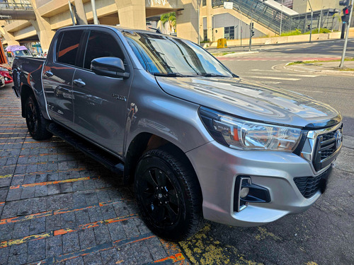 Toyota Hilux 2.8 Sr Cab. Dupla 4x4 Tdi Aut. 4p
