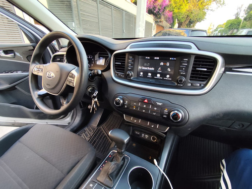 Kia Sorento 2.4 Lx At