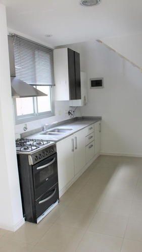 Imagen 27 de 28 de Venta De 3 Amb Con Cochera Departamento En San Isidro Centro Calabria