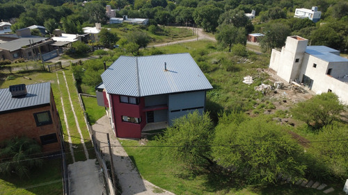 Chalet En Venta En Barrio Cerrado Lomas Del Rey , Mayu Sumaj, Cordoba