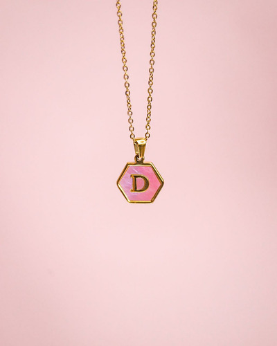 Collar Letra D