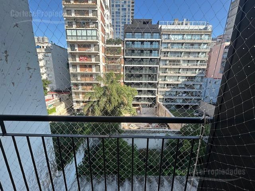 Palermo, 2 Amplios Ambientes Contra Frente, Hermoso Balcón, Con Algun Mobiliario