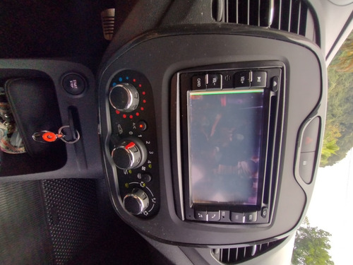 Imagem 13 de 15 de Renault Captur