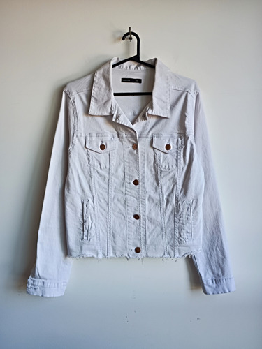 Campera Denim Blanca Sabrina, Talle L (Usado)