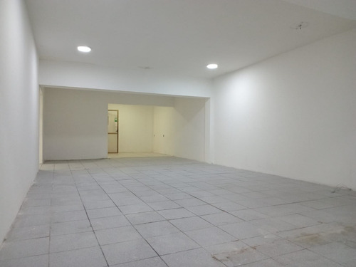 Local Apoquindo 7460 Lc B- Las Condes