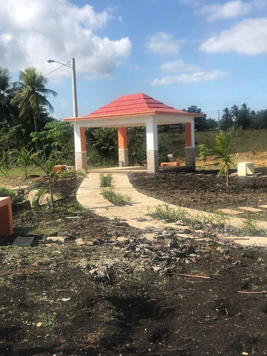 Imagen 8 de 16 de Solar De 187 M2 Barato Con 1000 Pesos Menor Por M2 829-456-8443 Tiene Su Título De Propiedad Al Día Y Deslinde Puedes Empezar A Construir Con El Pago De Rd$143,990 De Inicial