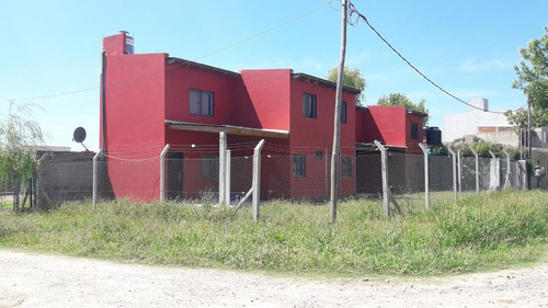 Imagen 2 de 18 de Departamento - Melchor Romero