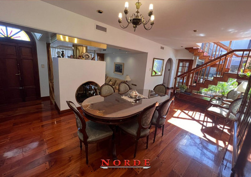 Venta Casa 5 Ambientes Barrio Naon Mataderos
