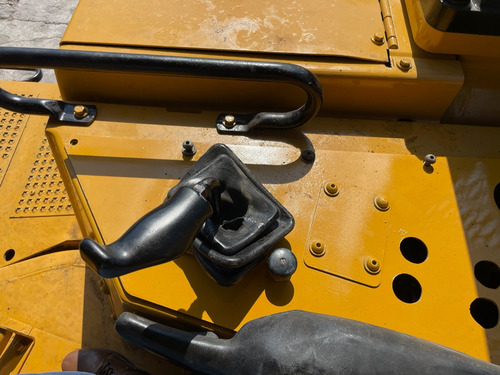 Tractor Bulldozer D6r 2005 Cat Importado
