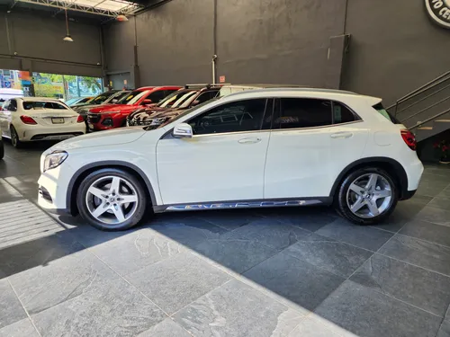 Mercedes-Benz Clase GLA 2.0 250 Cgi Sport Sin Techo At