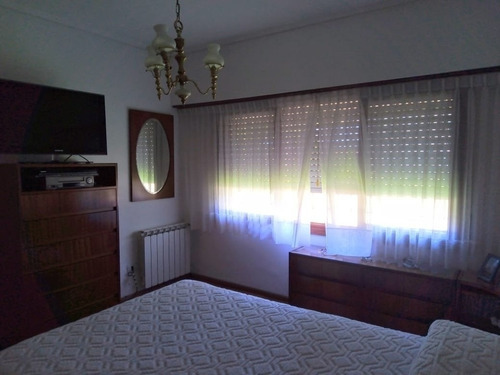 Excelente Chalet 4 Ambientes En Planta Baja