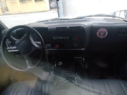 Imagem 2 de 8 de Chevrolet S10 2000 2.2 Std Cab. Dupla 4p
