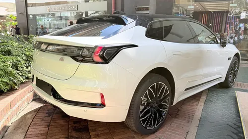 Zeekr 001 Flagship Awd