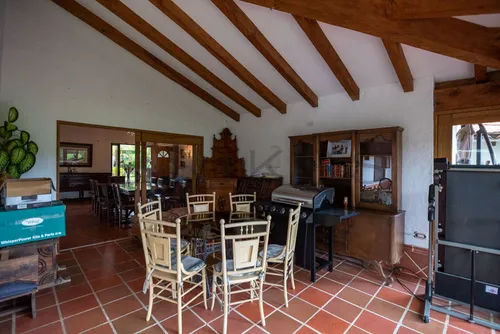 Casa Campestre En Venta En Llanogrande. Cod V50106