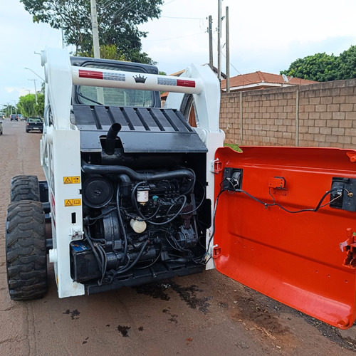 Mini Carregadeira Bobcat S250 - Ano 2008