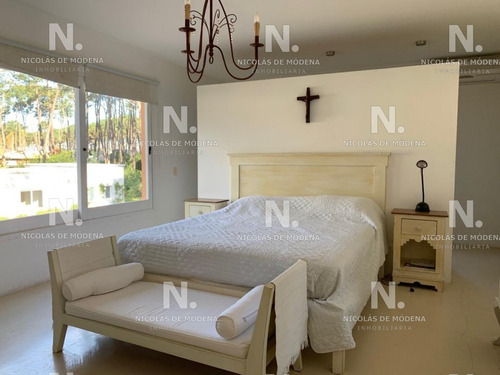 Casa En Laguna Blanca Punta Del Este En Venta- Ref: 4600