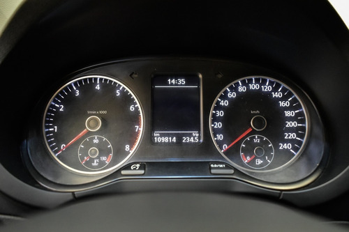 Imagen 12 de 15 de Volkswagen Suran 1.6 Highline 2013 La Plata 211